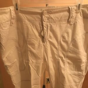 Venezia white Capri size 22